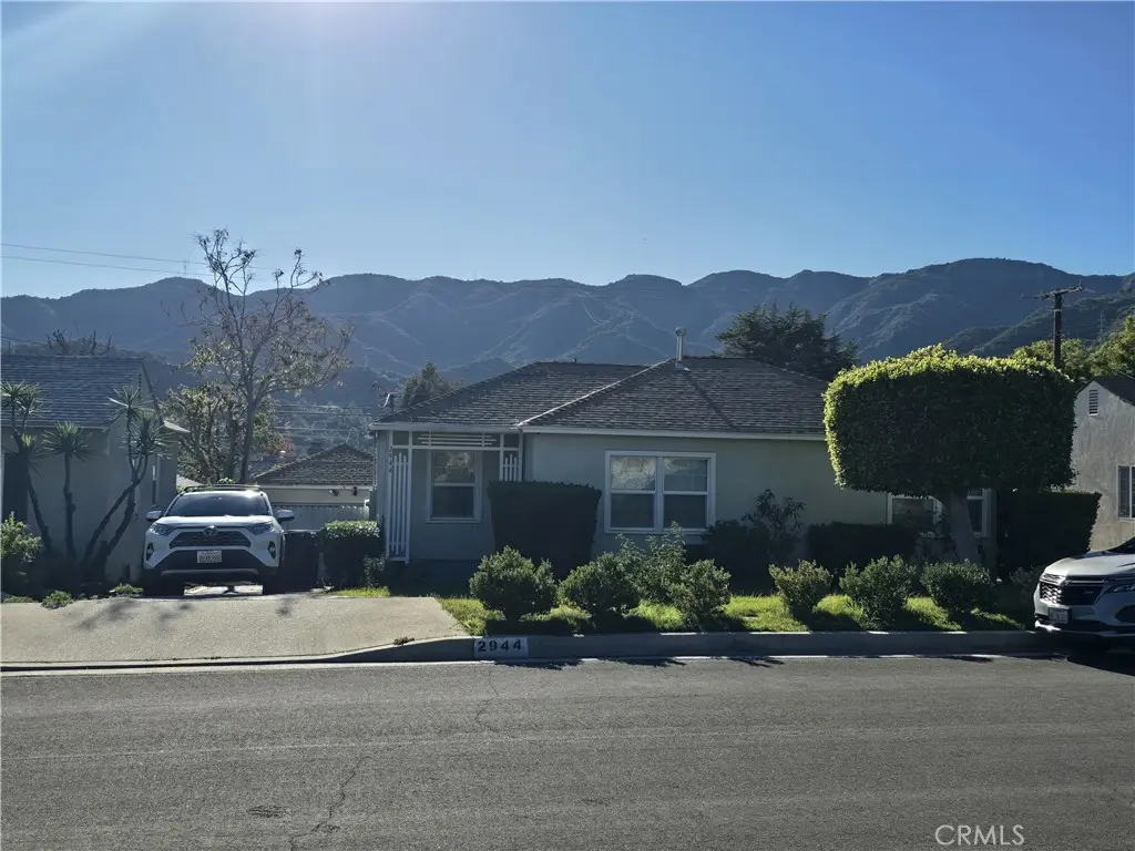 2944 Mayfield Avenue, La Crescenta, CA 91214 - Image #1