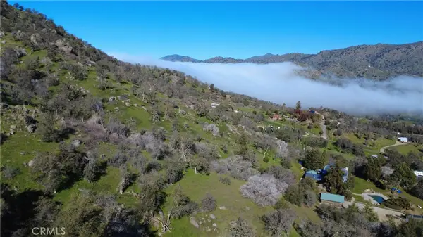 37087 Pebble, Squaw Valley, CA 93675