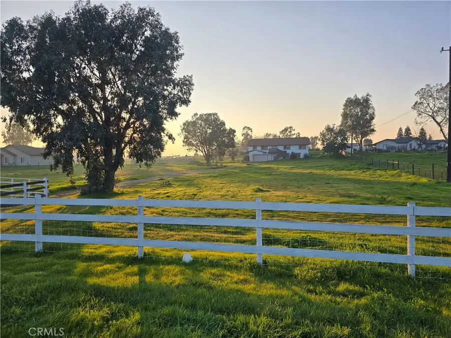 15758 Mark, Madera, CA 93636 - Image #2