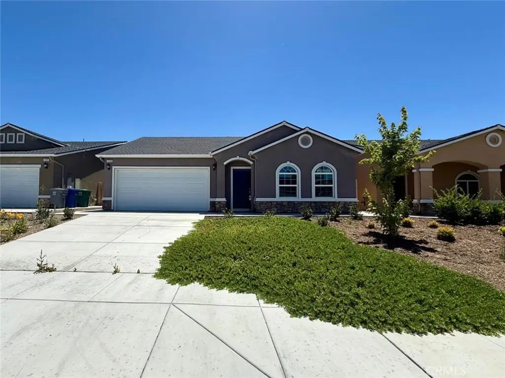 1224 E Orange Street, Avenal, CA 93204 - #1