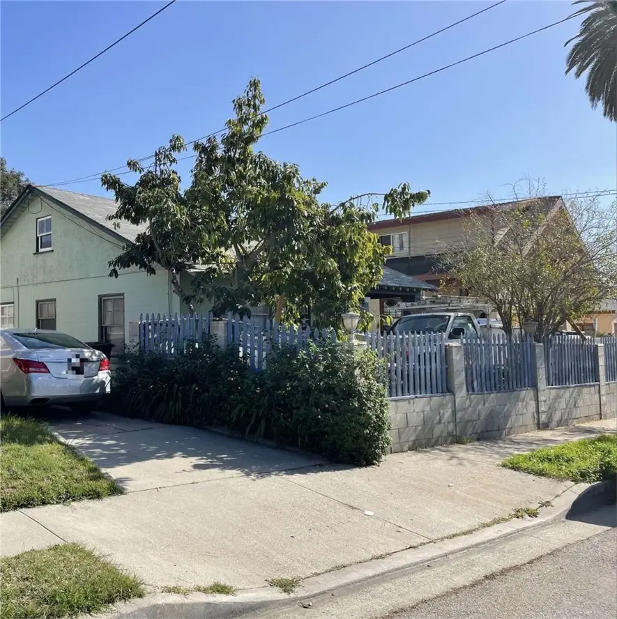 2104 Marengo Avenue, Altadena, CA 91001 - #2