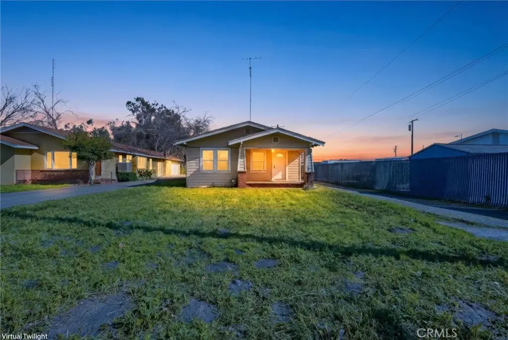 901 S 11th, Hanford, CA 93230 - #1