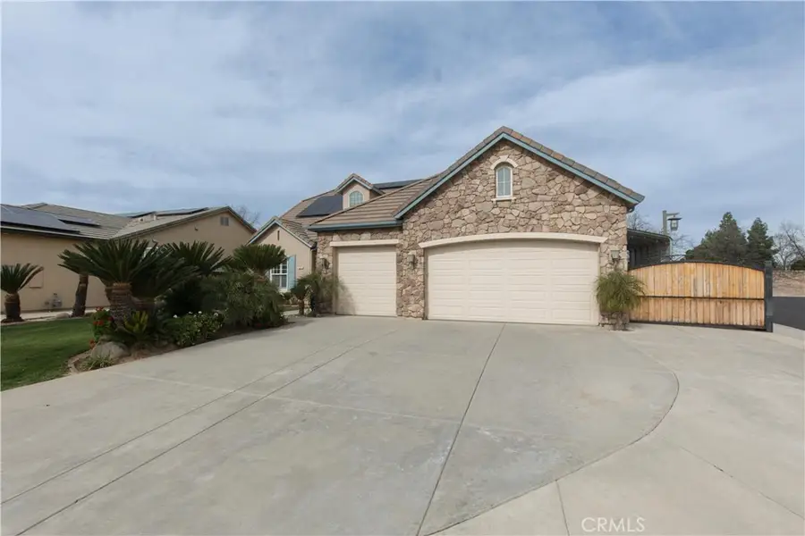 3357 Buckingham, Clovis, CA 93619 - #3