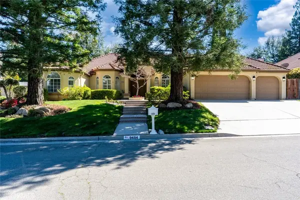 9484 N Woodmont Drive, Fresno, CA 93720