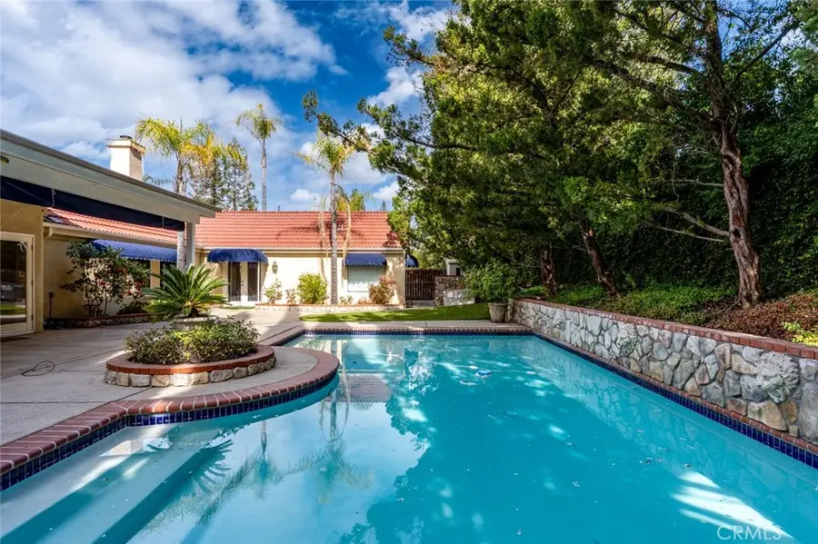 9484 N Woodmont Drive, Fresno, CA 93720 - #3