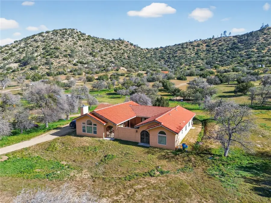 11701 Back Canyon Road, Caliente, CA 93518 - #2
