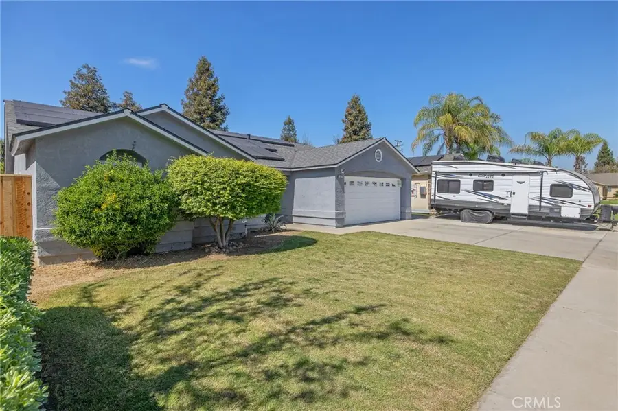 517 Tucker Avenue, Sanger, CA 93657 - #3