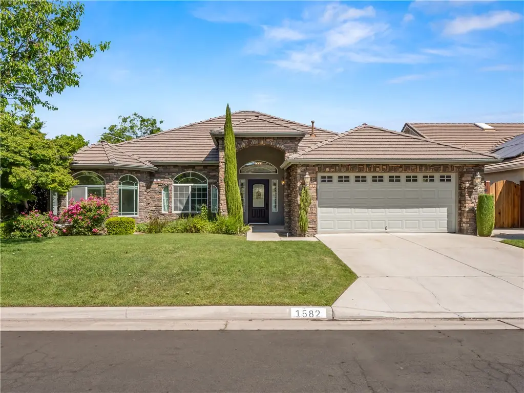 1582 E Revere, Fresno, CA 93720 - #1