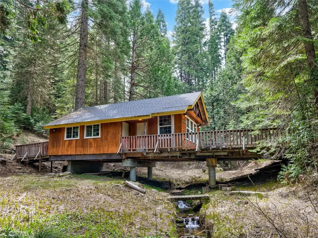 7739 Black Pine, Fish Camp, CA 93623 - #1