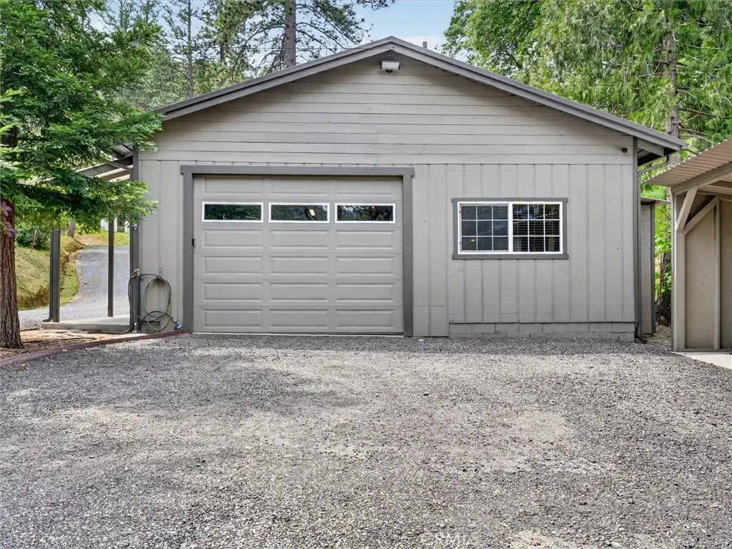 41860 Road 222, Oakhurst, CA 93644 - #1