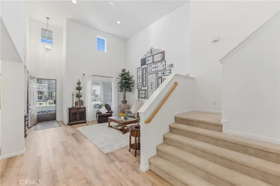 3046 Indianapolis, Clovis, CA 93619 - #3