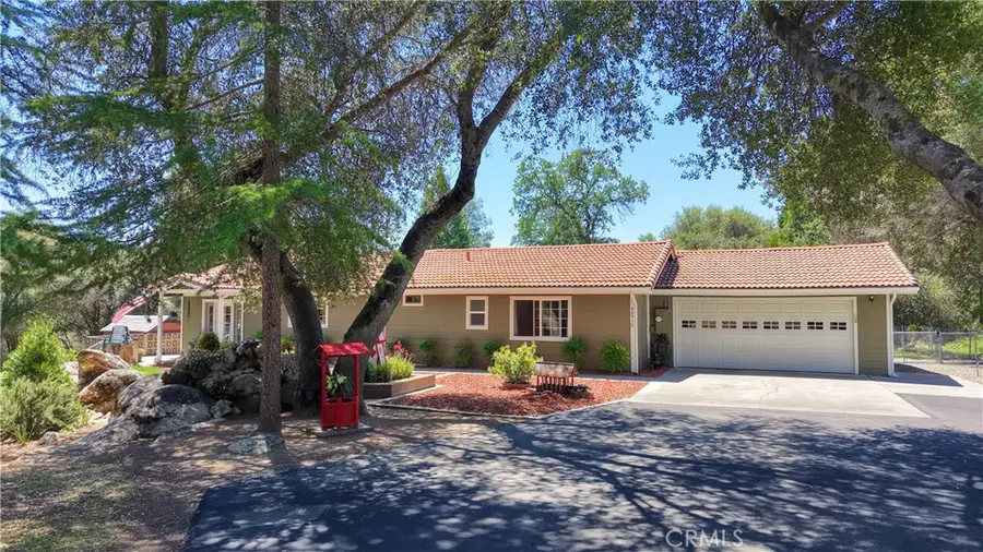 48910 Quail Drive, Oakhurst, CA 93644 - #2