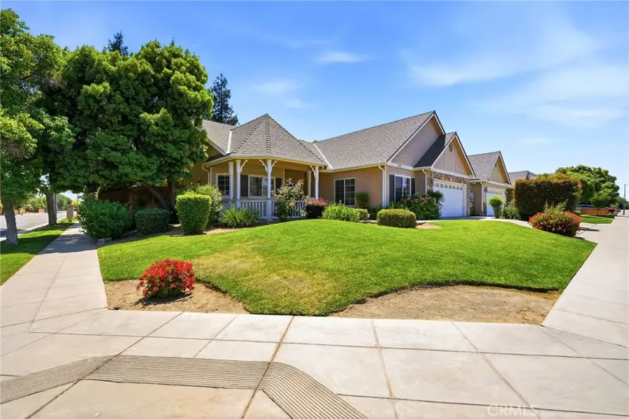 4651 W Morris Avenue, Fresno, CA 93722 - #3