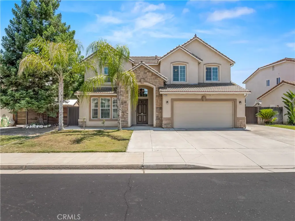 2686 Robinwood, Clovis, CA 93611 - #1