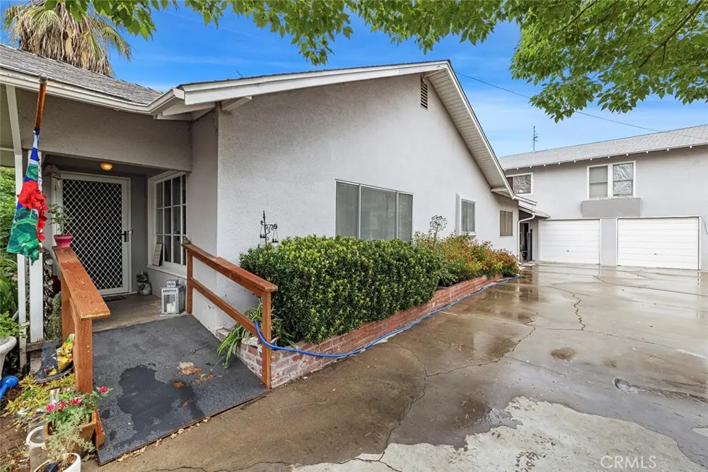 748 N East, Reedley, CA 93654 - #1
