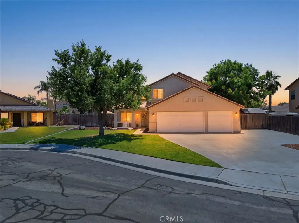 917 Margaret, Hanford, CA 93230 - #1