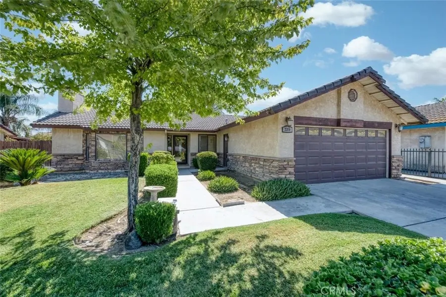 2319 S Pierce, Fresno, CA 93725 - #2