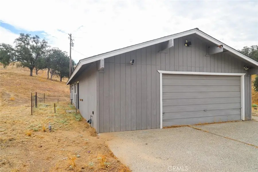 39503 S Lilley, Coarsegold, CA 93614 - #3