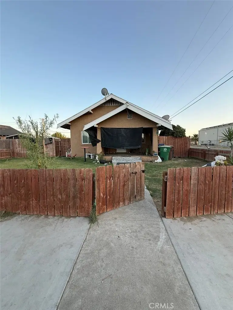 20391 3rd, Stratford, CA 93266 - #1
