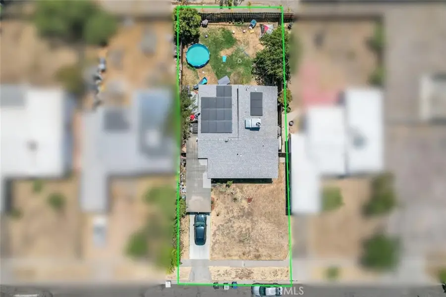 1147 W Lansing Way, Fresno, CA 93705 - #2
