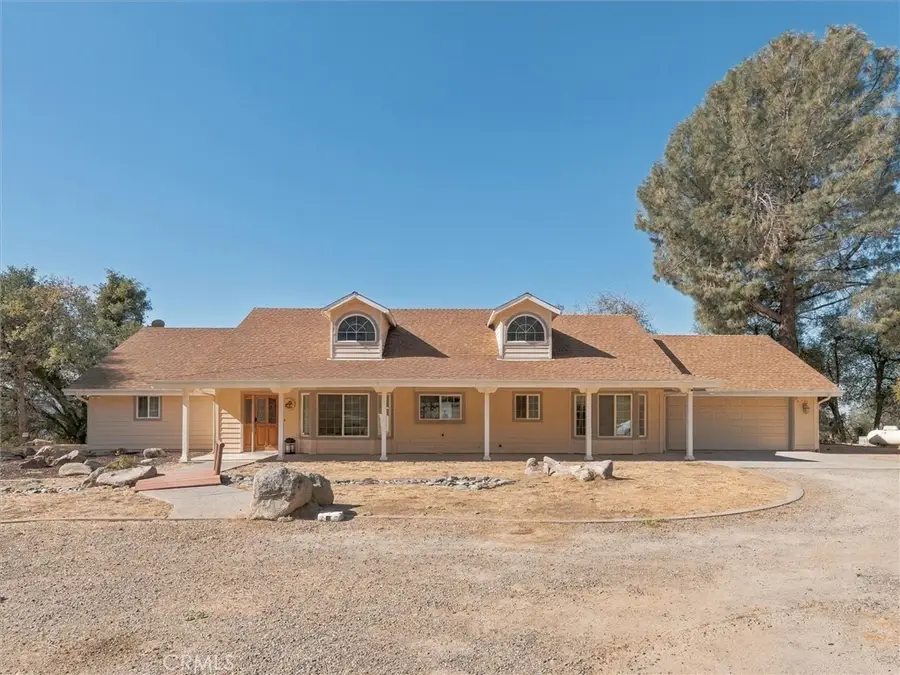 41100 Jean W, Oakhurst, CA 93644 - #2