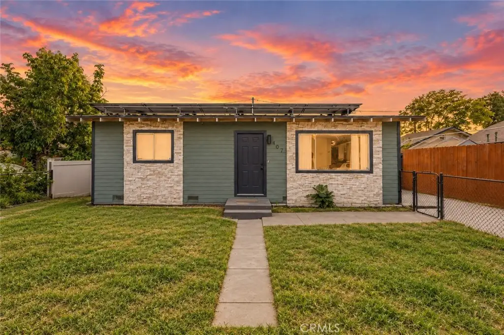407 NE 2nd Avenue, Visalia, CA 93291 - #1