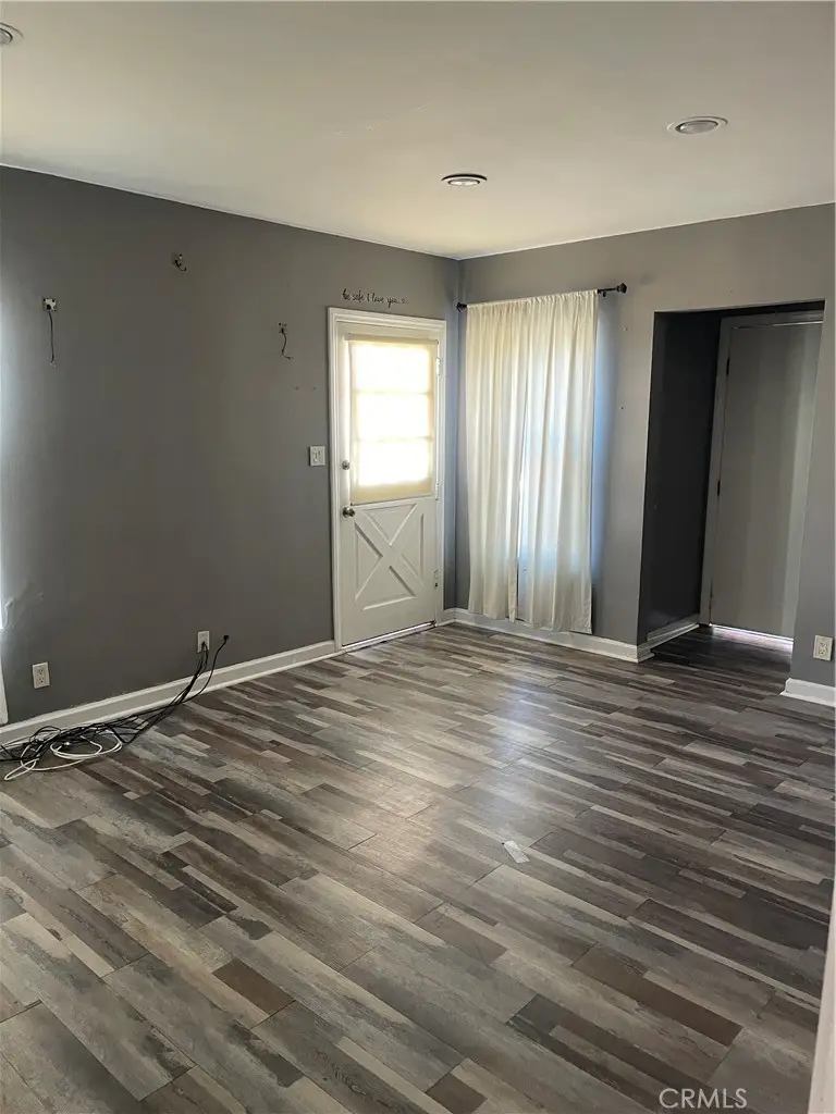 464 W Wilson Ave, Glendale, CA 91203 - Image #3