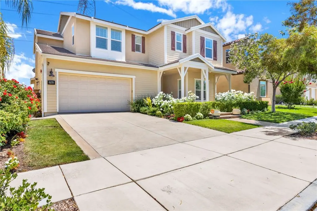 27642 Camellia Drive, Saugus, CA 91350 - Image #1