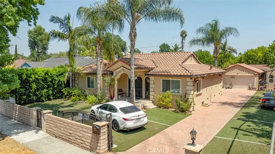 4710 Ventura Canyon Avenue, Sherman Oaks, CA 91423 - Image #2