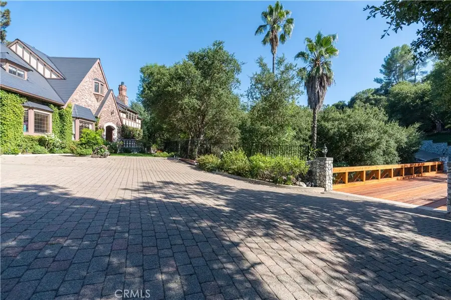 375 Berkshire Avenue, La Canada Flintridge, CA 91011 - #3