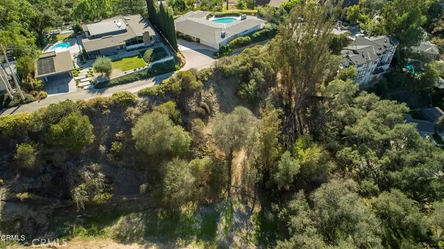 3226 Menlo Drive, Glendale, CA 91208 - Image #3