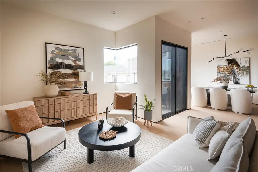 2221 West Starview Lane, Los Angeles, CA 90026 - Image #2