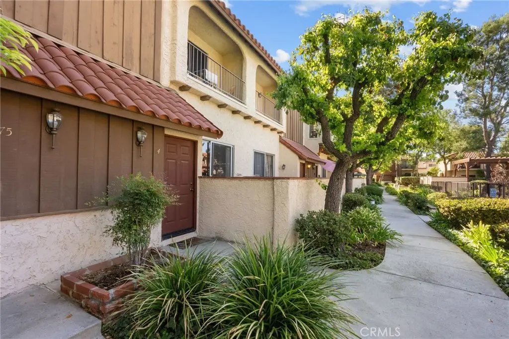 19545 Sherman Way #74, Reseda, CA 91335 - Image #1