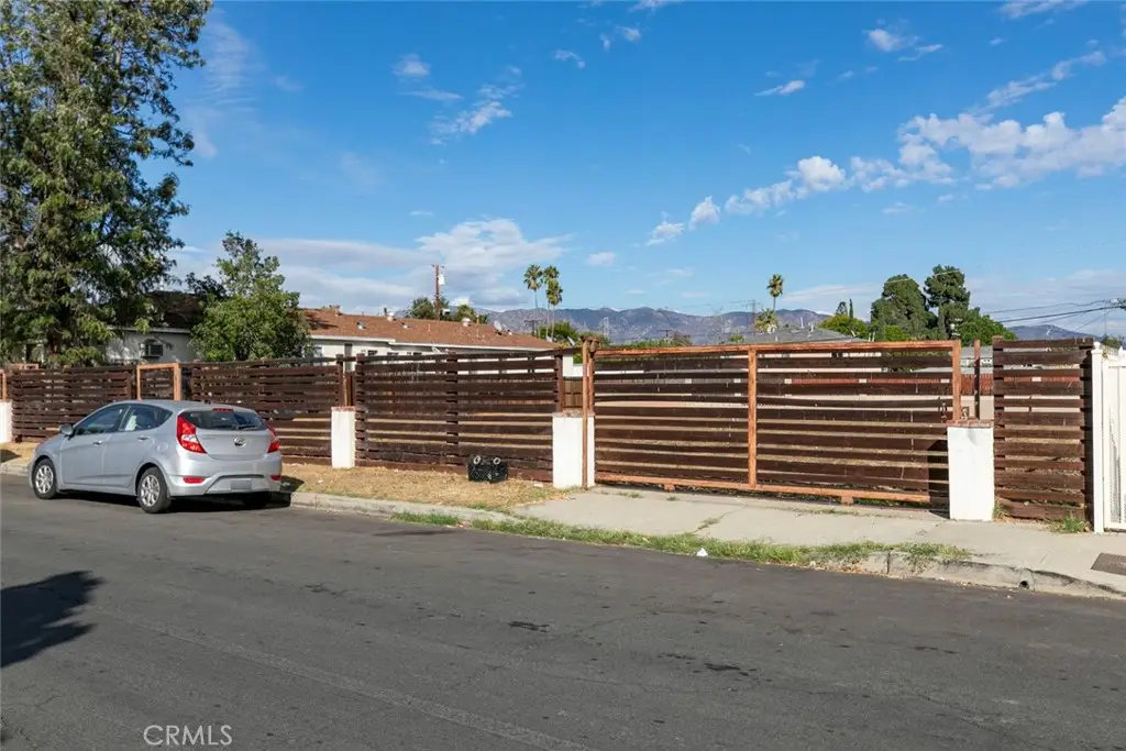5642 Riverton, North Hollywood, CA 91601 - Image #1