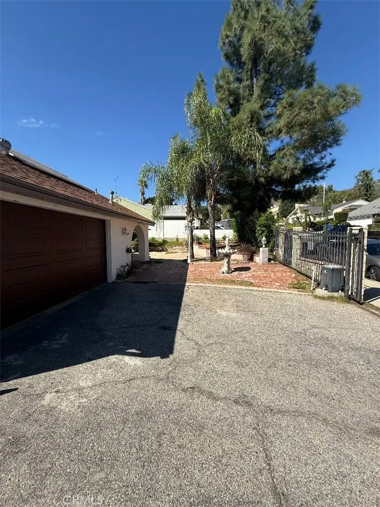 13765 Algranti, Sylmar, CA 91342 - Image #3