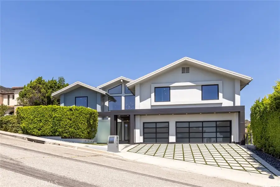 2111 Rimcrest Drive, Glendale, CA 91207 - Image #2