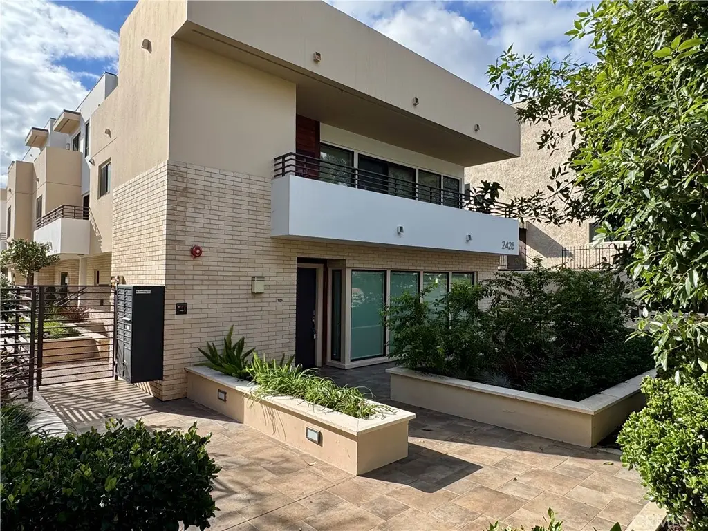 2428 E Del Mar Boulevard #101, Pasadena, CA 91107 - Image #1