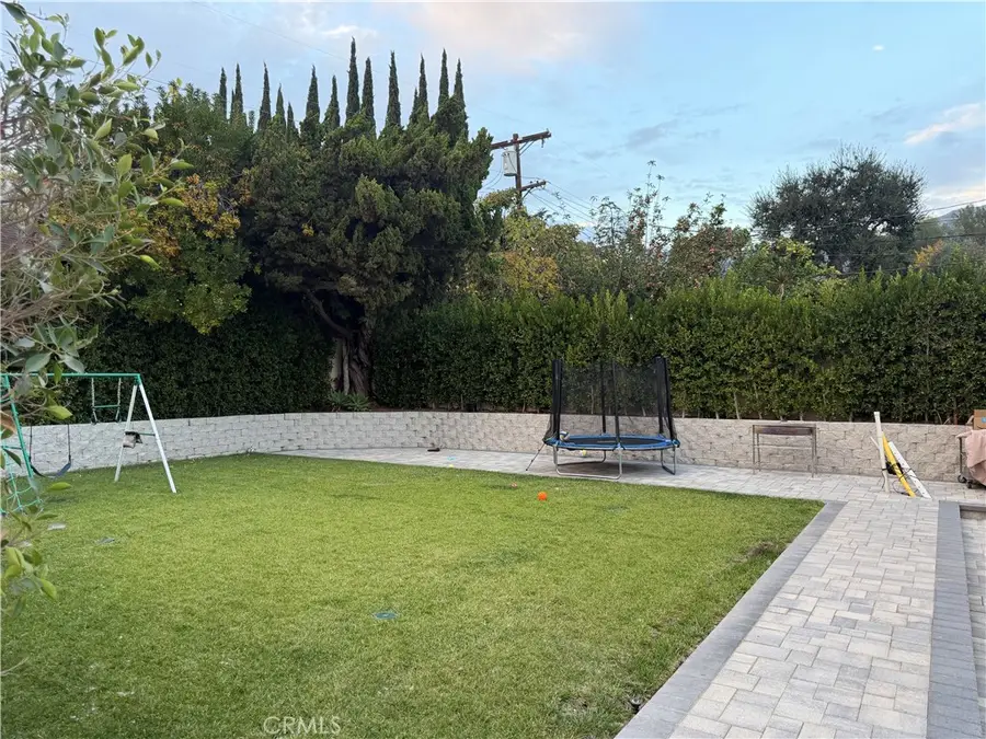 1431 Montgomery, Glendale, CA 91202 - Image #3