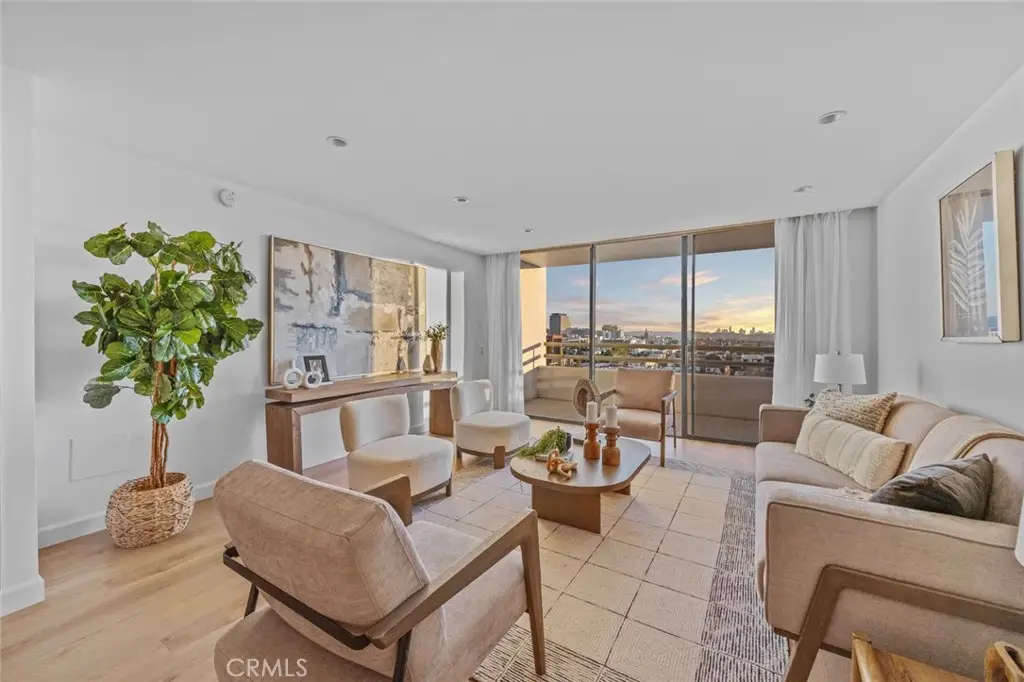 343 Pioneer Dr #1101, Glendale, CA 91203 - Image #1