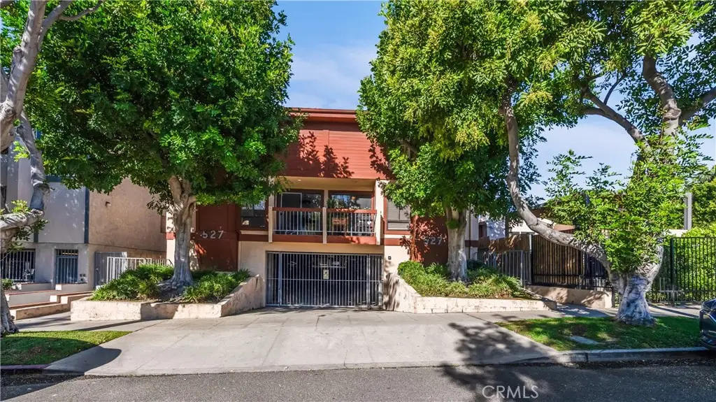 527 E Elmwood #B, Burbank, CA 91501 - Image #1