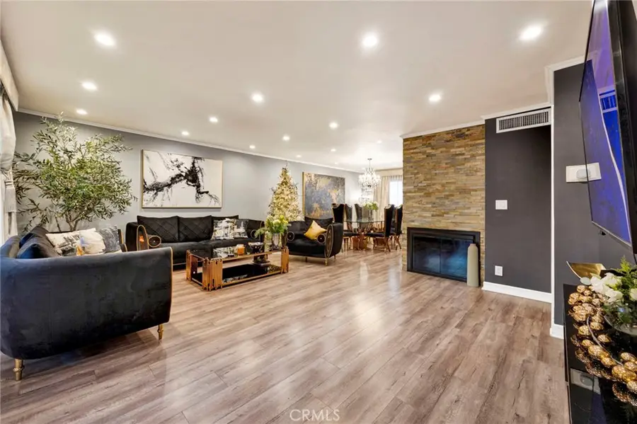 7764 Via Capri, Burbank, CA 91504 - #2