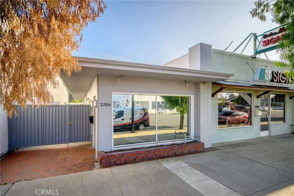 2304 2306 W Burbank Boulevard, Burbank, CA 91506 - Image #1