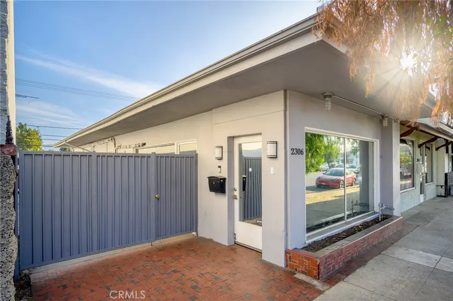 2304 2306 W Burbank Boulevard, Burbank, CA 91506 - Image #2