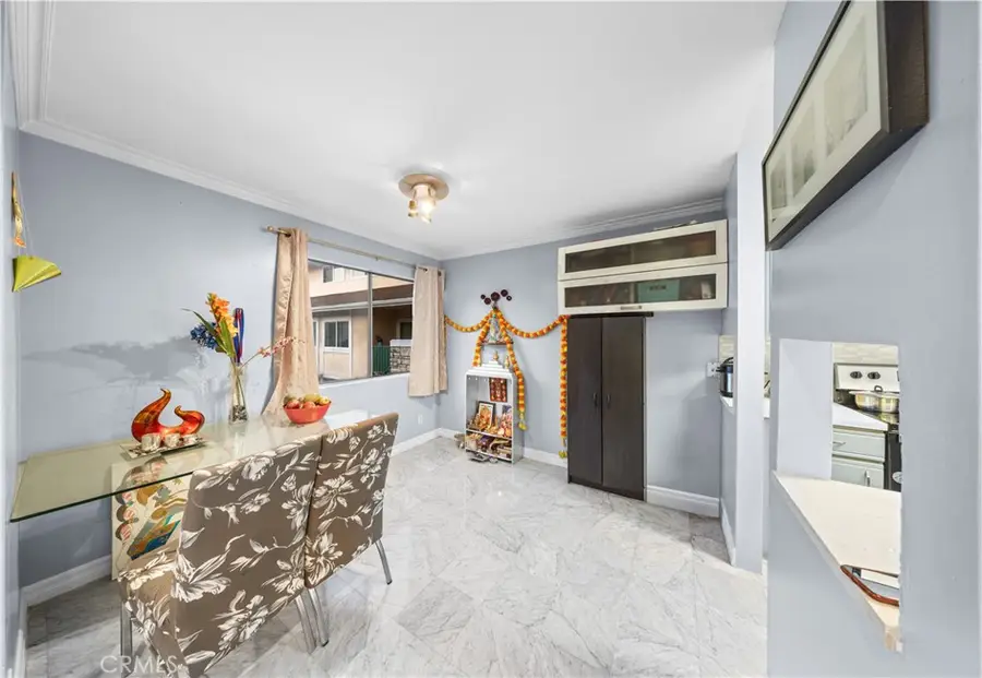 121 Sinclair Avenue #225, Glendale, CA 91206 - Image #3