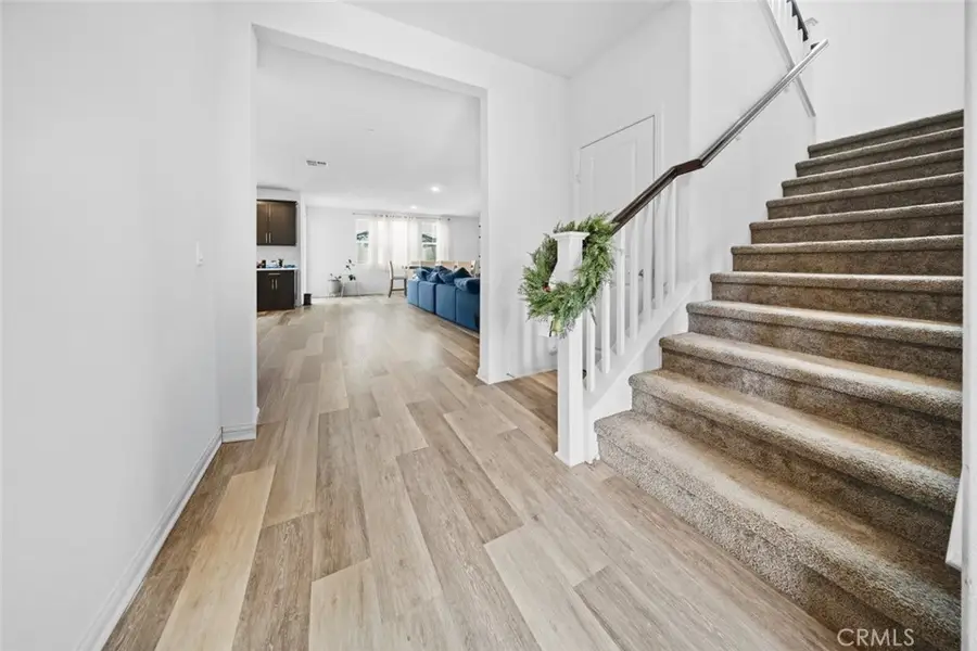 16075 Cook Lane, North Hills, CA 91343 - Image #3