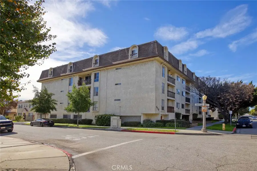 570 W Stocker, Glendale, CA 91202 - Image #2