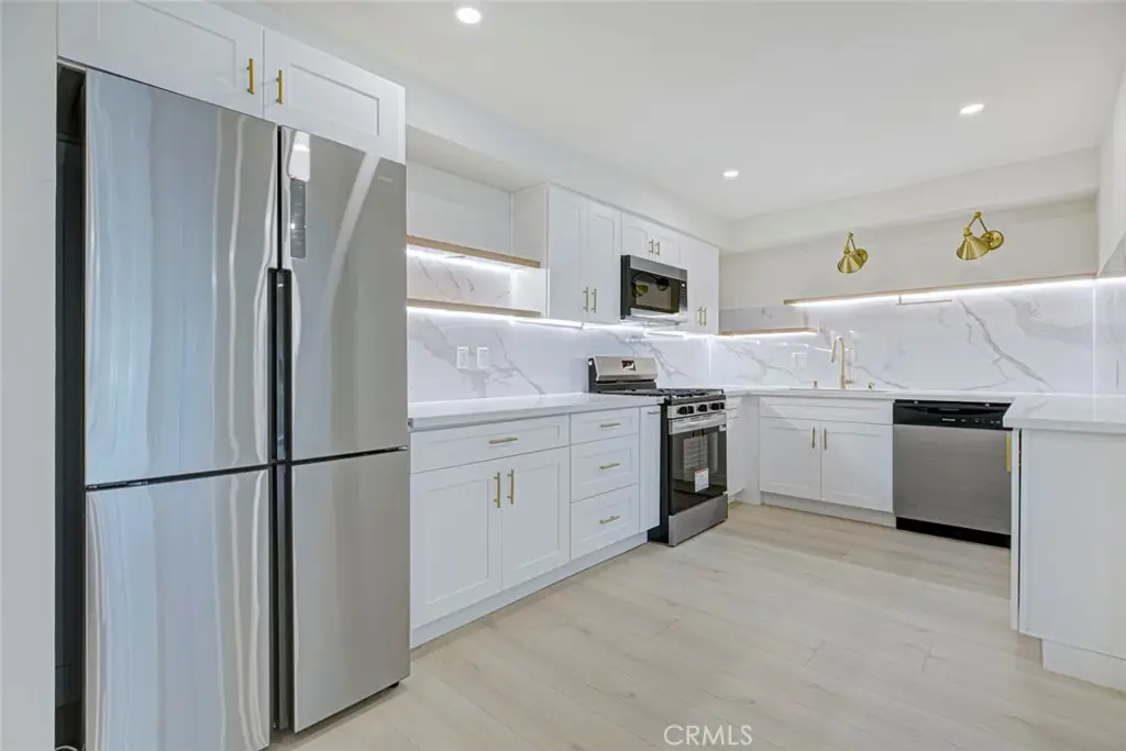 500 Jackson Place #201, Glendale, CA 91206 - Image #1