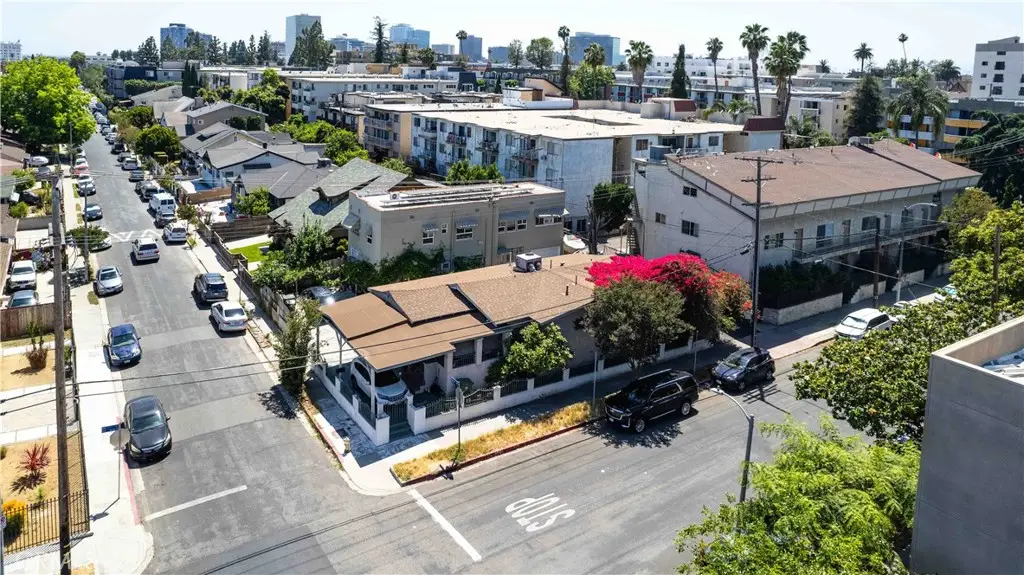 201 S Benton, Los Angeles, CA 90057 - Image #1