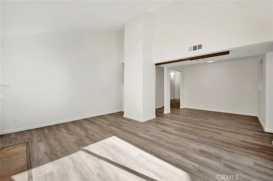 20155 Keswick Street #219, Winnetka, CA 91306 - Image #2