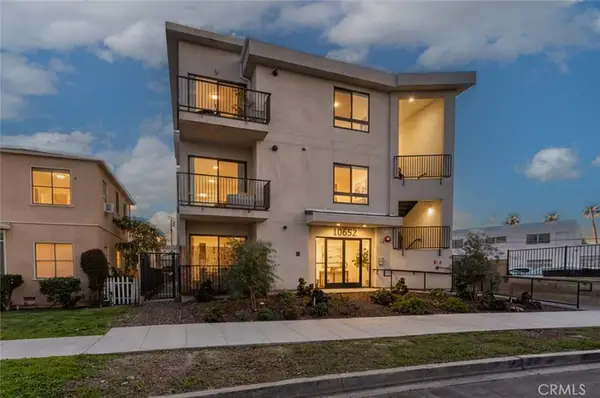 10652 Whipple Street, North Hollywood, CA 91602